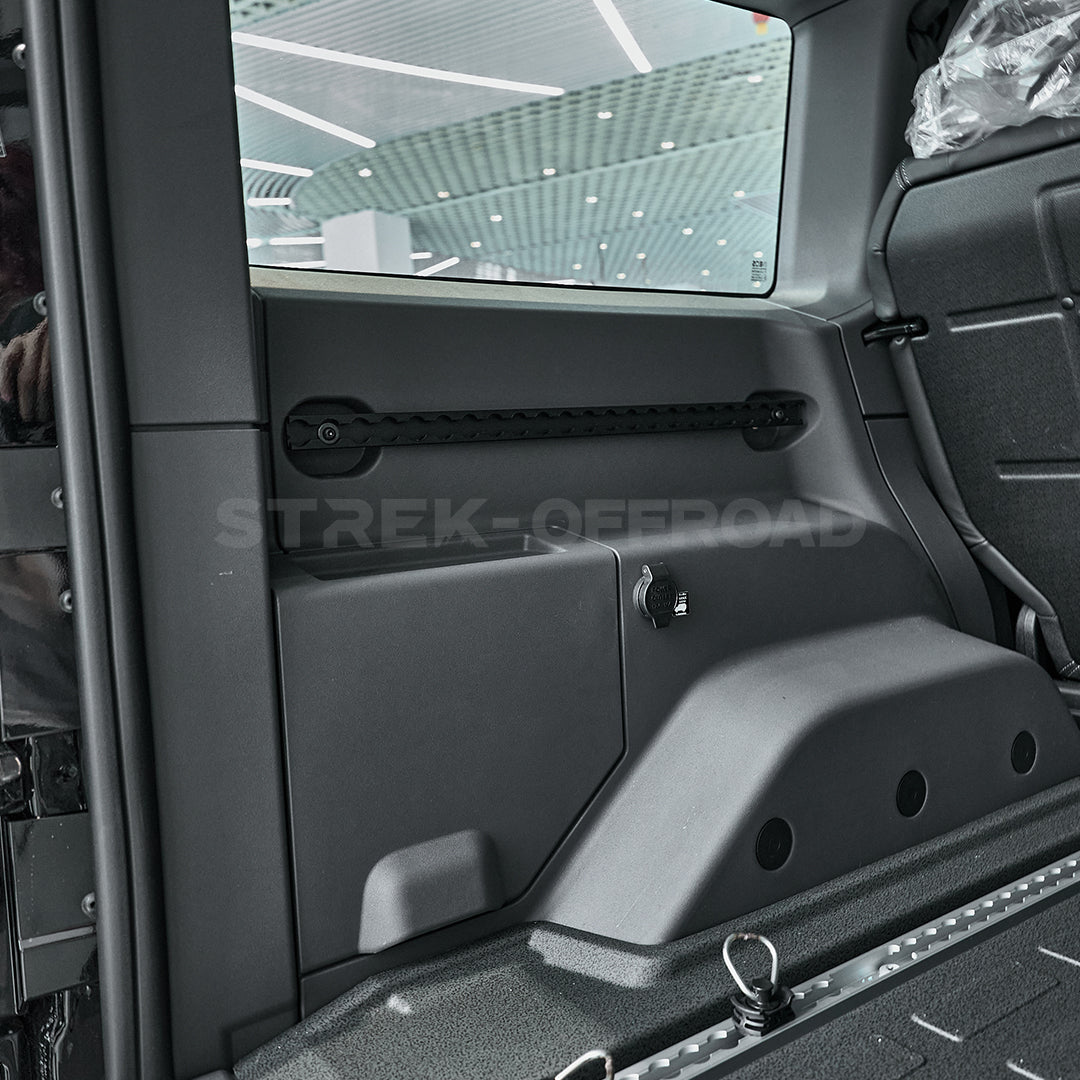 Aluminum Alloy trunk expansion rails installed on Ineos Grenadier