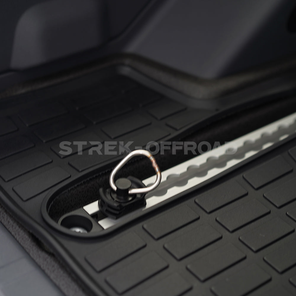 Black cargo trunk liner installed in Ineos Grenadier