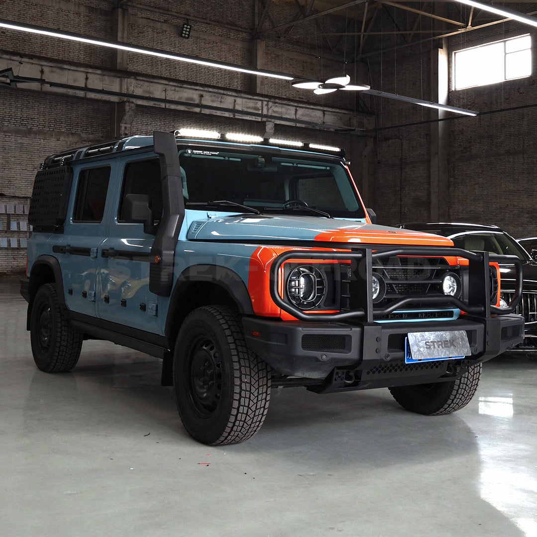 Glossy black roof light with four light bars installed on INEOS Grenadier